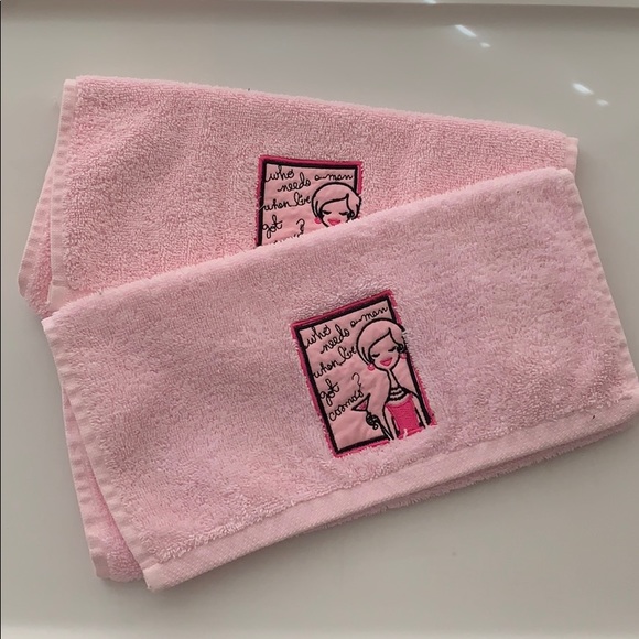 Set of 11x16” towels - Picture 1 of 3
